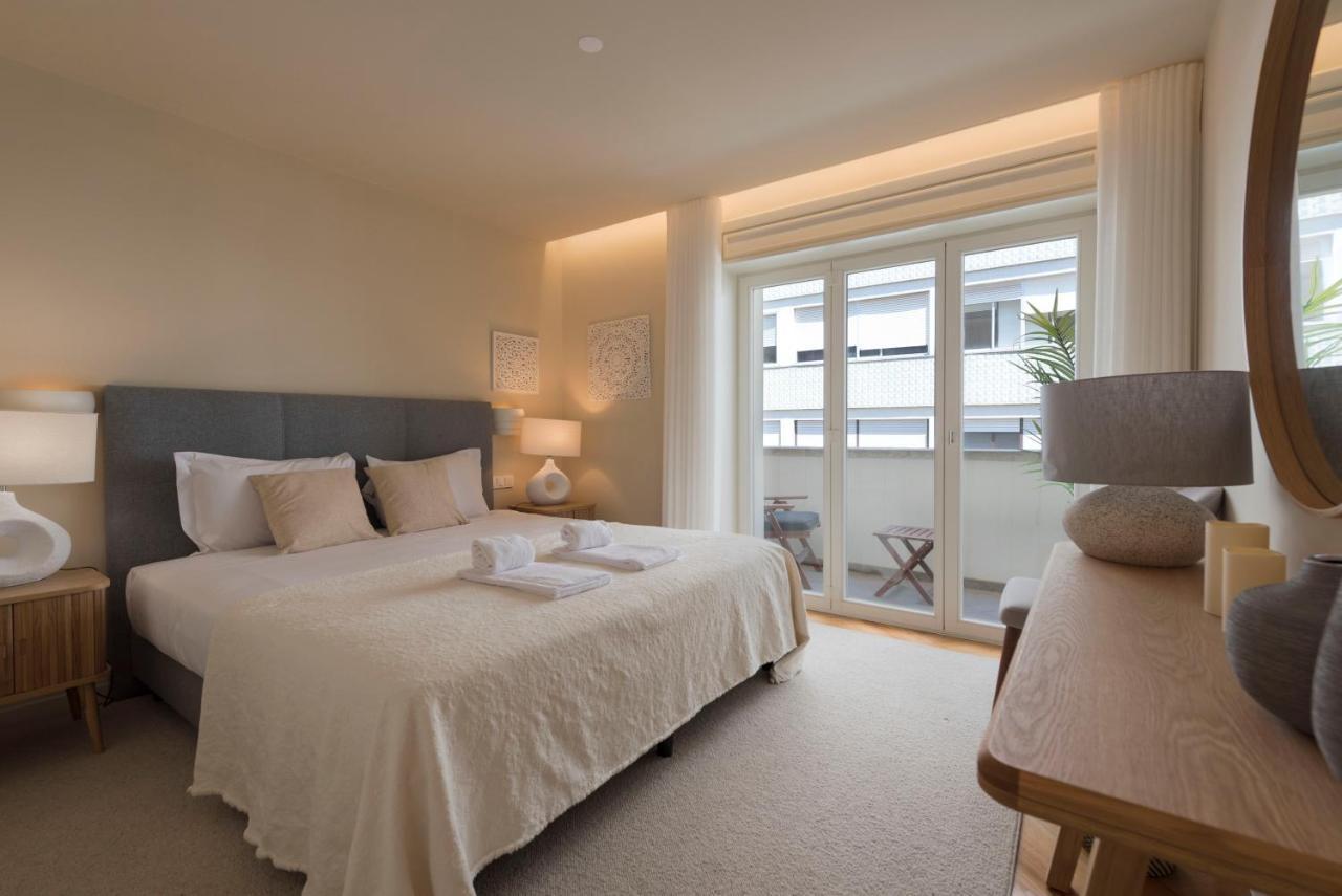 Emporium Deluxe 3Br Apartment W/ Private Parking By Lovelystay Porto Exterior photo